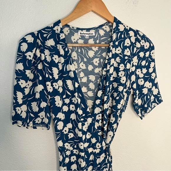 Reformation Laurent Dress in Tuli extra small - Picture 2 of 14